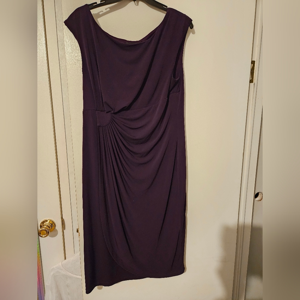 Sleeveless Purple dress